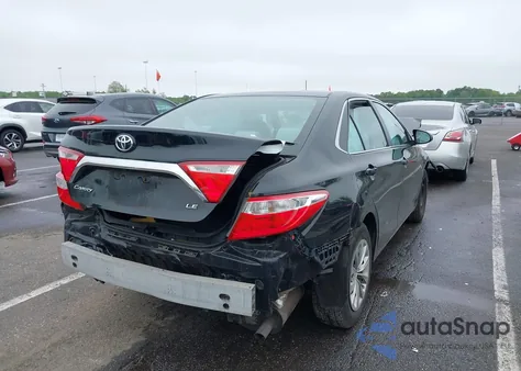 2016 Toyota Camry Le z USA, uszkodzony, nr VIN 4T4BF1FK5GR552930